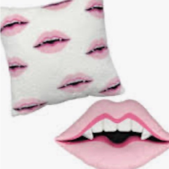 Pink Lips Decorative Pillow Set - Picture 2 of 4